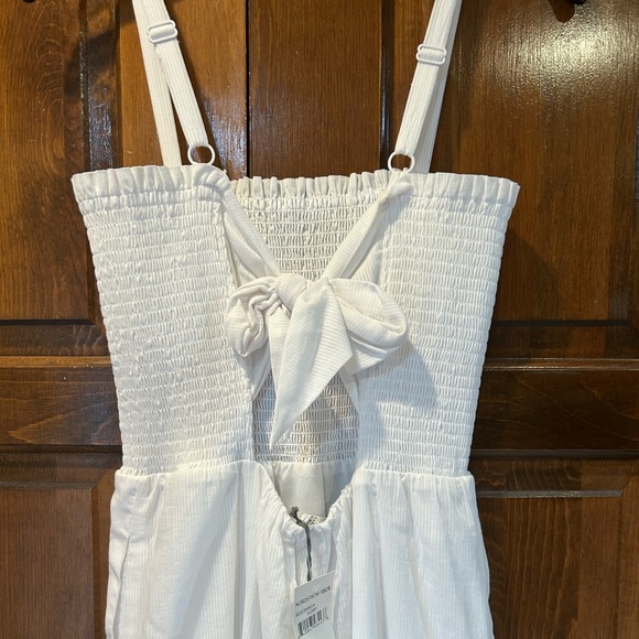 NWT Nordstrom Rack WAYF Smocked Midi Dress Sleeveless Summer Graduation Medium - Picture 7 of 10